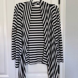 Women’s lightweight cardigan